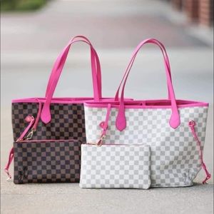 Checkered tote